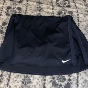 Nike Women’s Golf/Tennis skirt